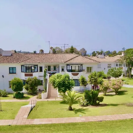 Apartman Golf & Relax En El Paraiso